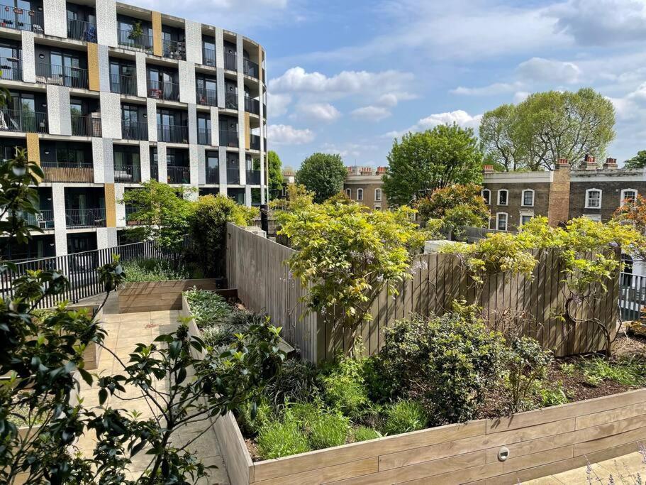 Apartament Cool Dalston Studio With Balcony And Gym Londyn Zewnętrze zdjęcie