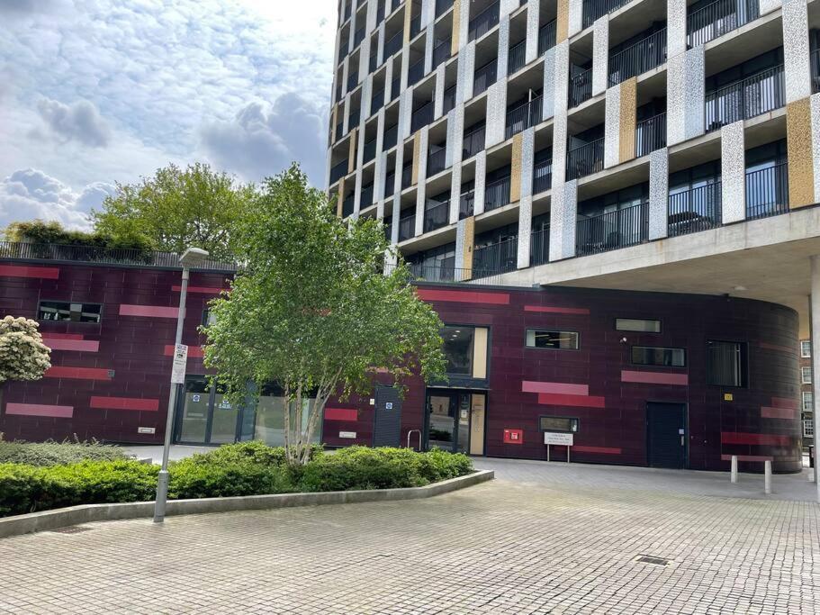 Apartament Cool Dalston Studio With Balcony And Gym Londyn Zewnętrze zdjęcie
